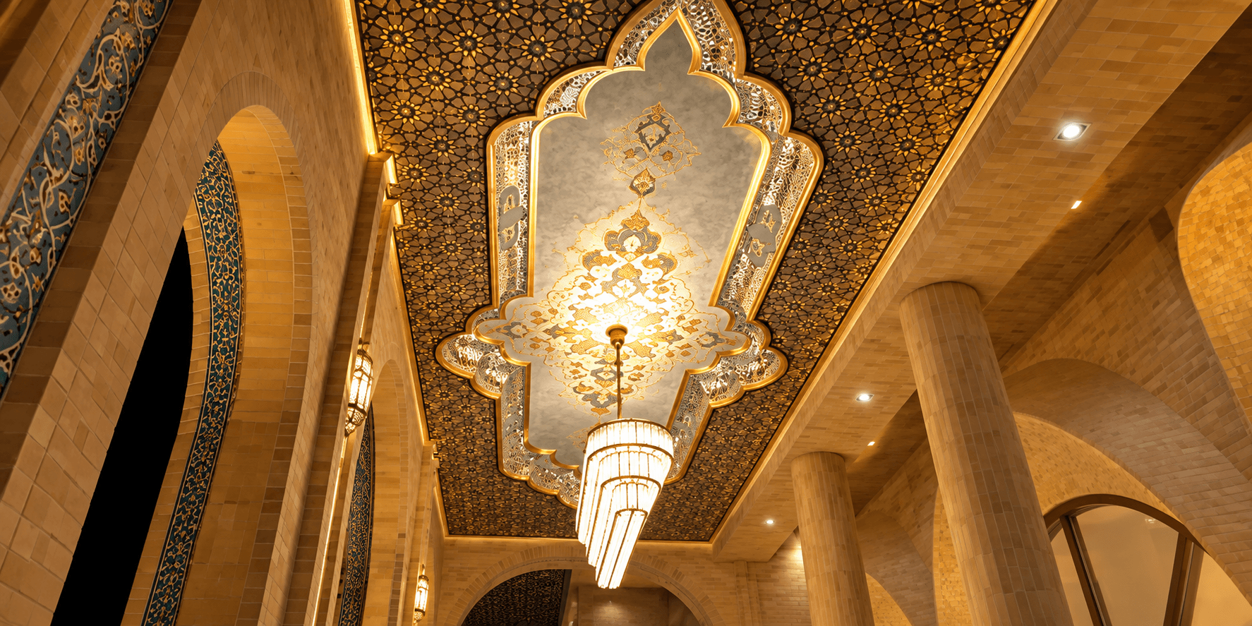Isfahan Chaharbagh Hotel Lighting 04