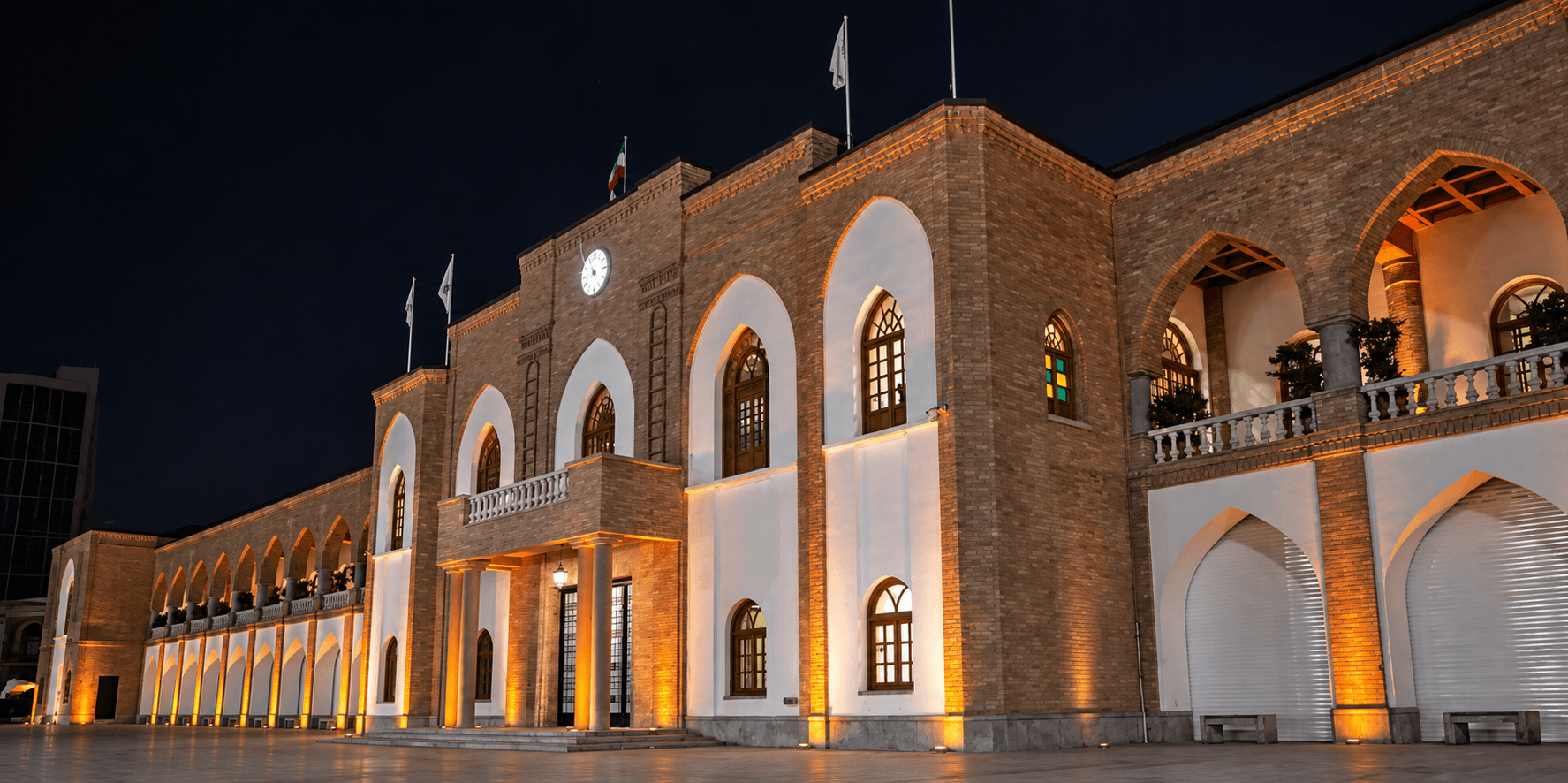 نورپردازی عمارت بلدیه تهران