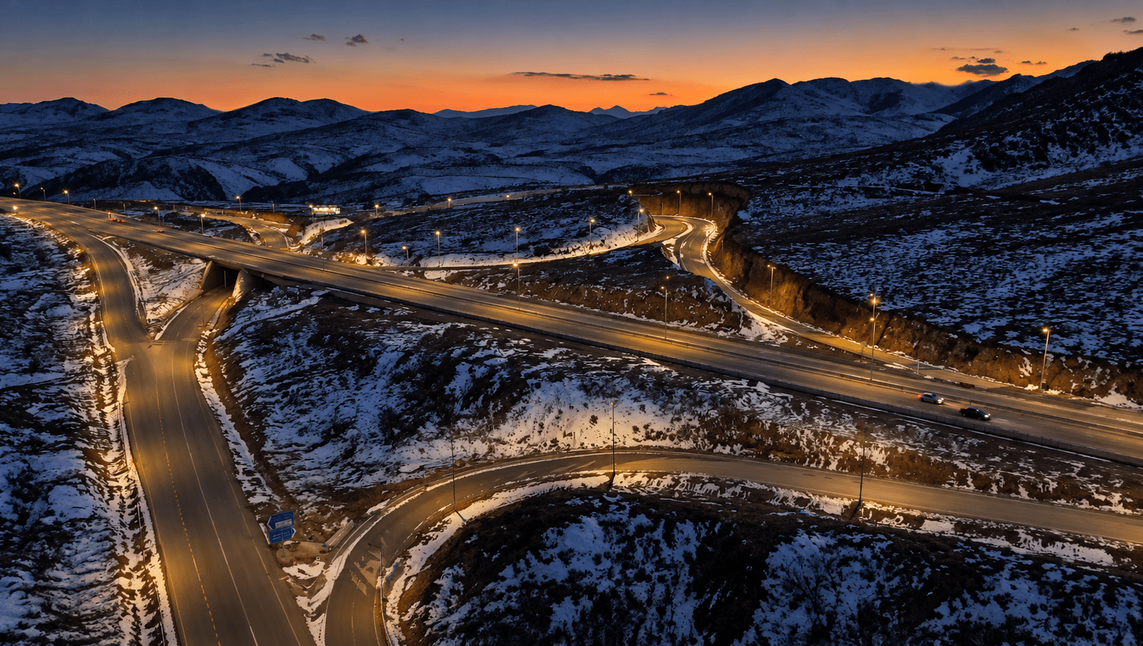 Isfahan Shiraz Freeway Lighting 02